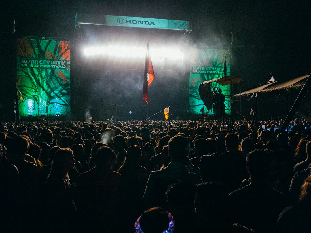 Charli XCX i Tinashe na ACL